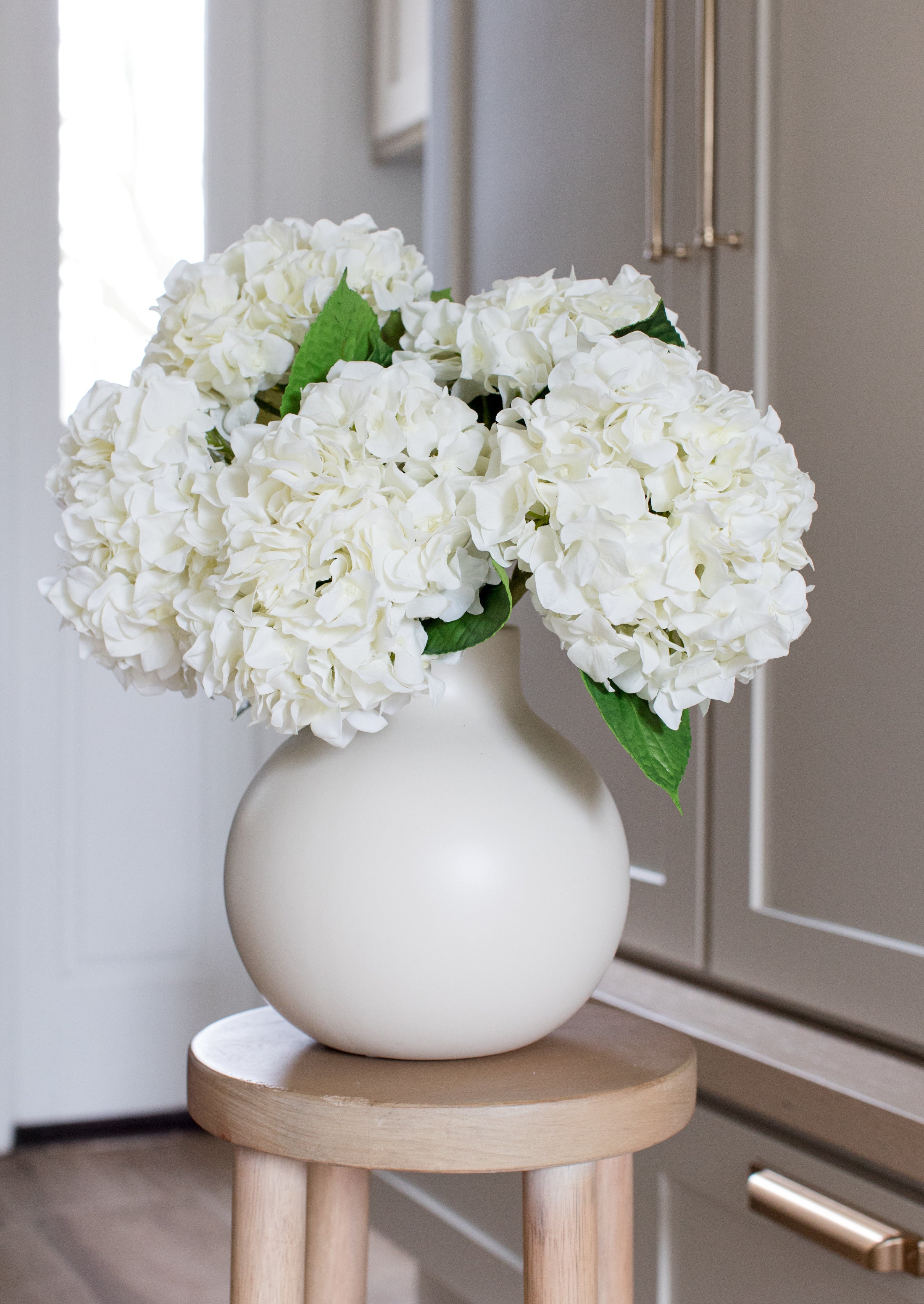Faux Flowers Real Touch Hydrangea Stem in Talc White - 18"