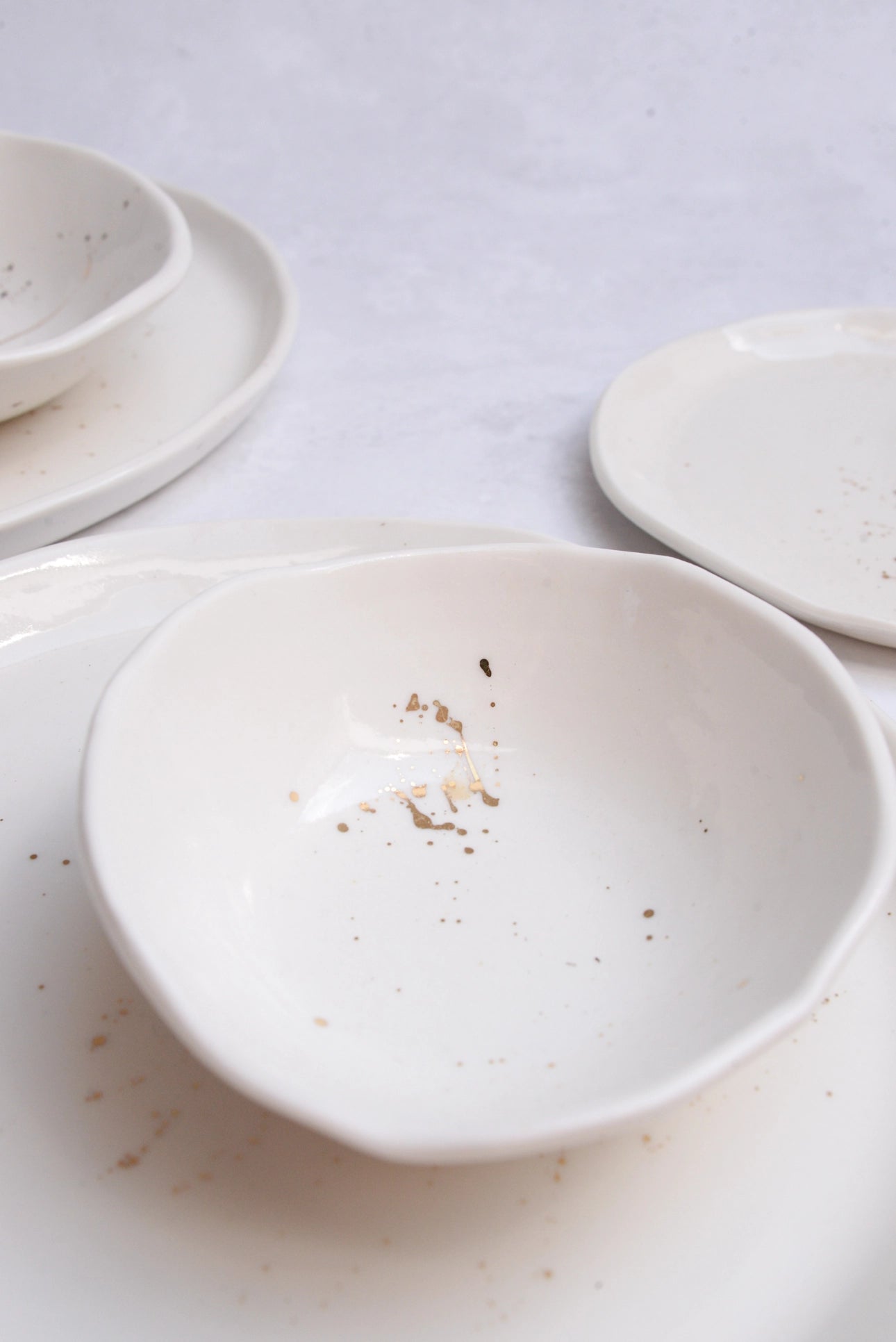 Goldenmade Porcelain Bowl Set