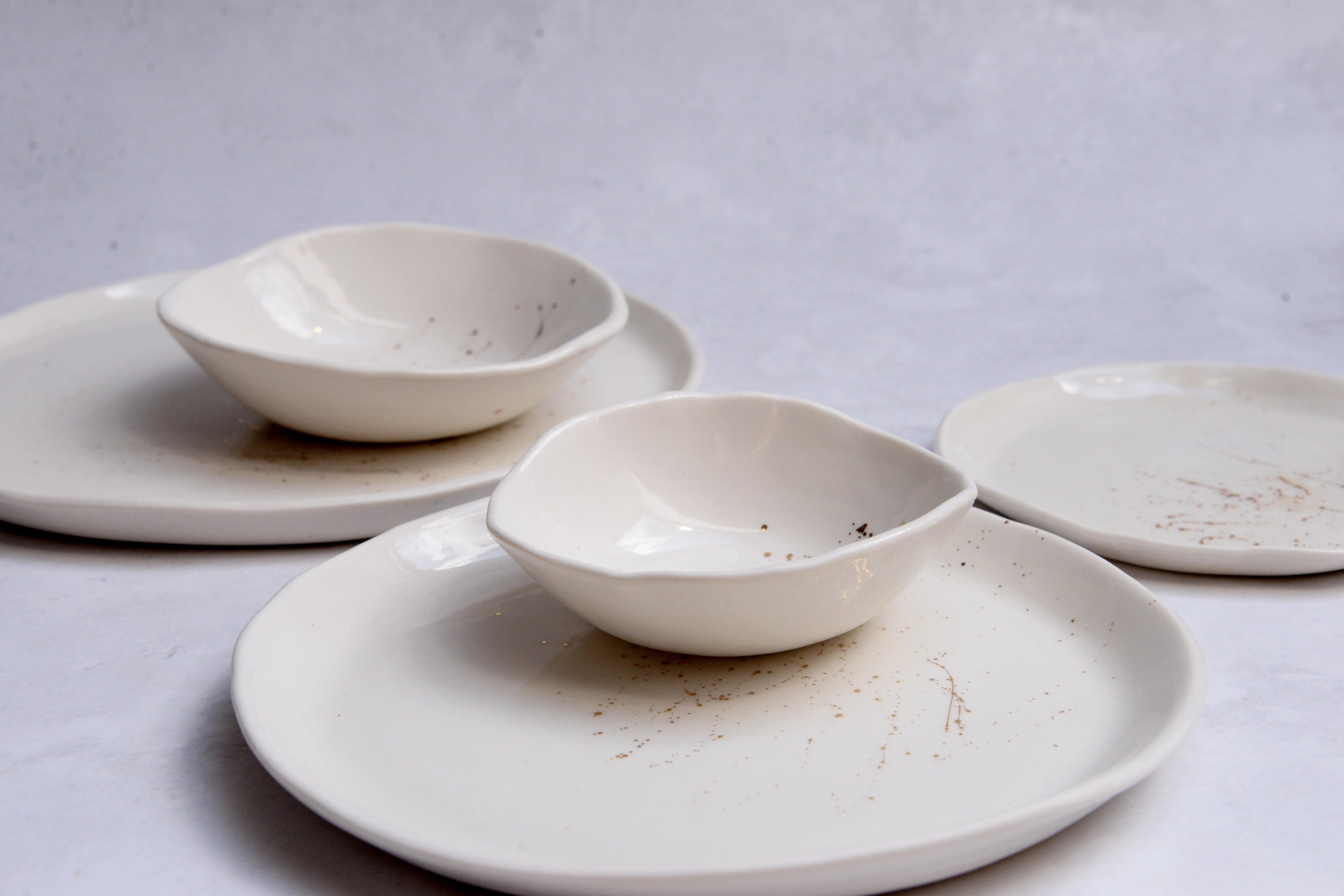 Goldenmade Porcelain Bowl Set